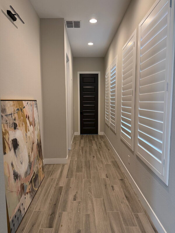 Building Photo - 4191 S Emerald Dr