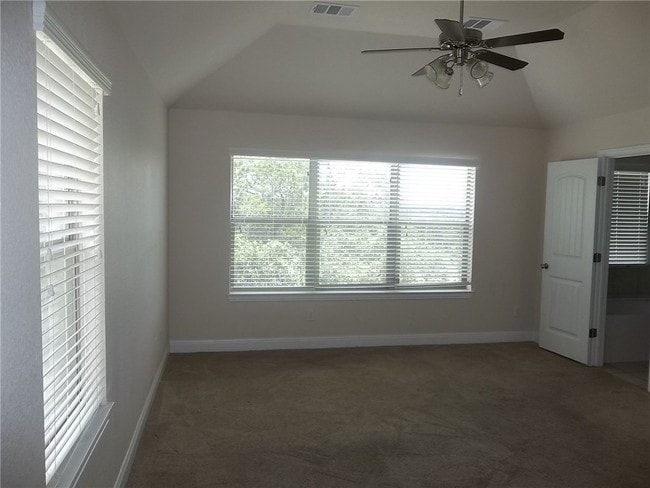 Building Photo - 700 Mandarin Flyway