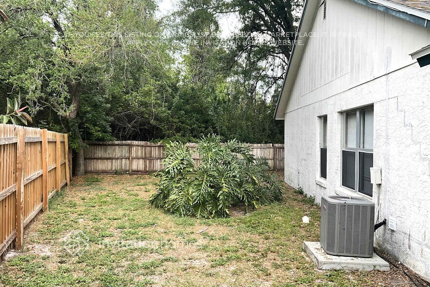 Building Photo - 515 49th St E