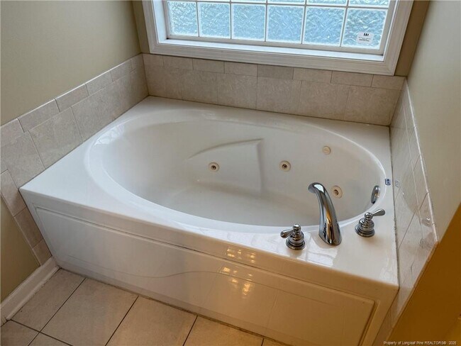 Building Photo - 1520 Timberrock Ct