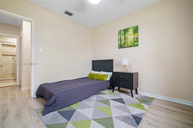 Building Photo - 951 NW 148th St