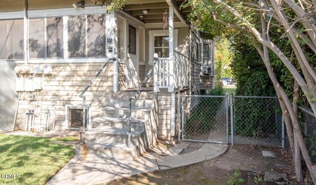 Building Photo - 1621 Monterey Rd