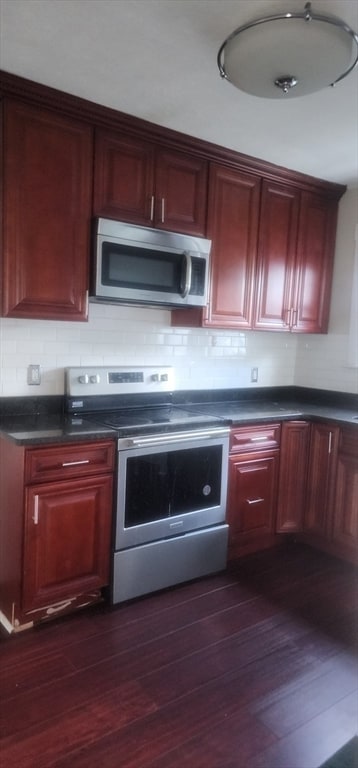 Building Photo - 38 Murdock Ave