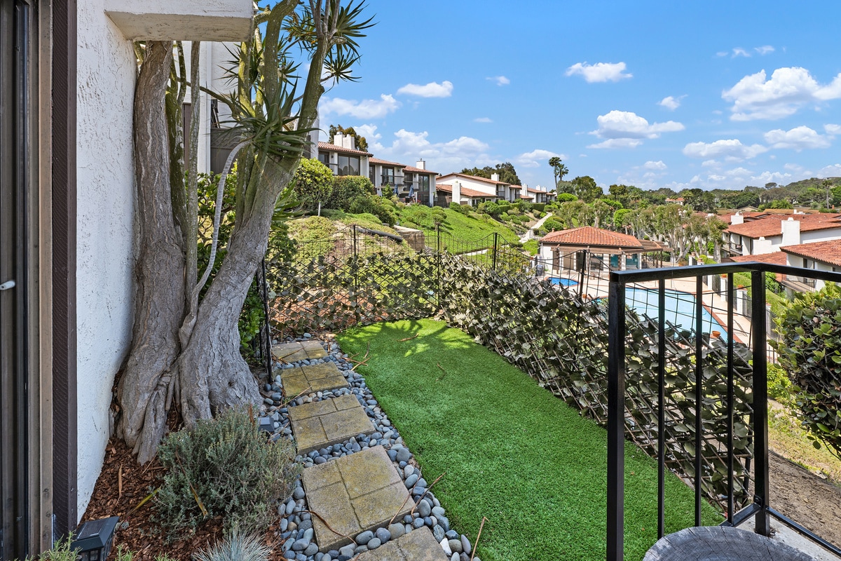 Building Photo - 1047 Santa Helena Park Ct