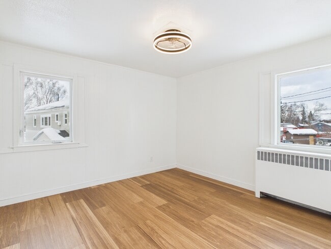 Building Photo - 1301 9th Ave