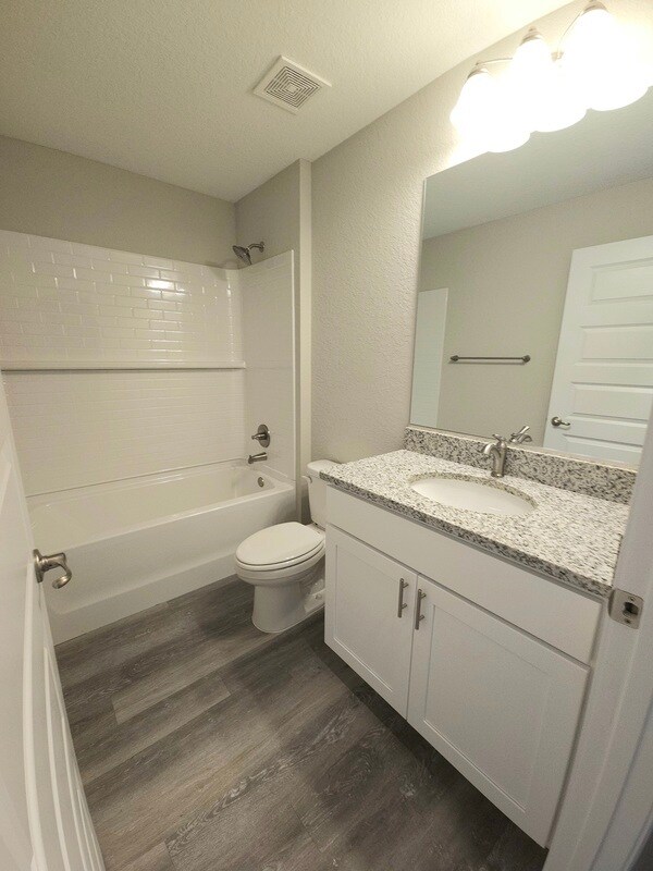 Building Photo - 8140 N Elkcam Blvd