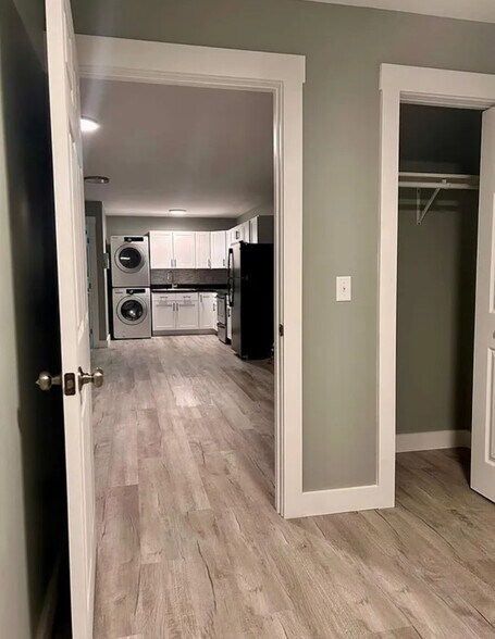 Building Photo - 42 Applehead Way