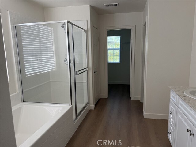 Building Photo - 8603 Founders Grove St