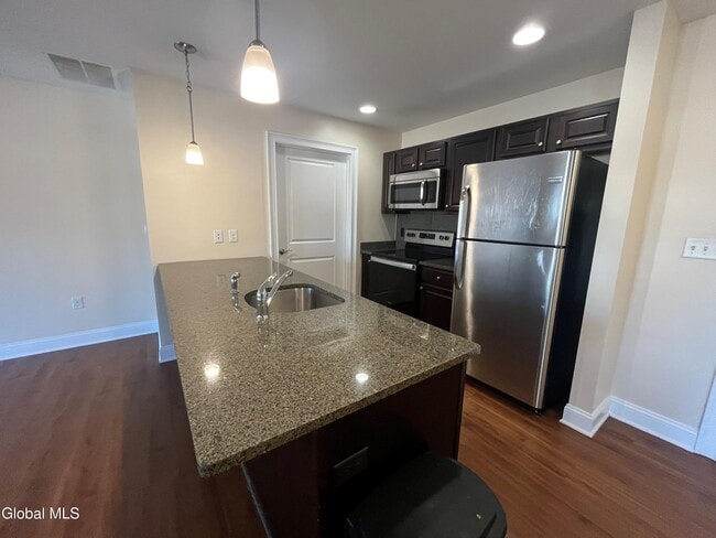 Building Photo - 74 Weibel Ave