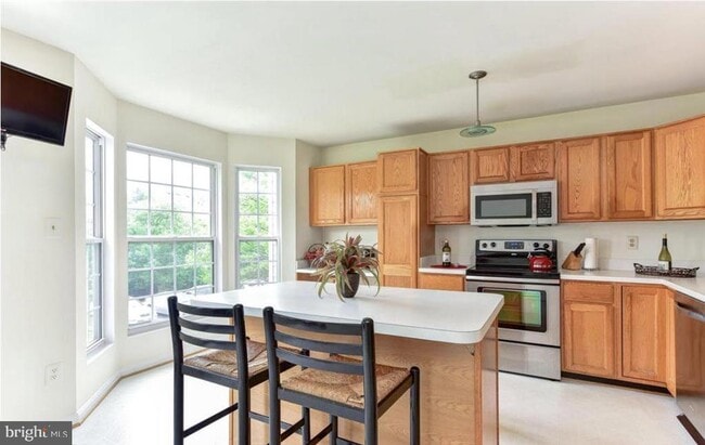 Building Photo - 4804 Heron Neck Ln