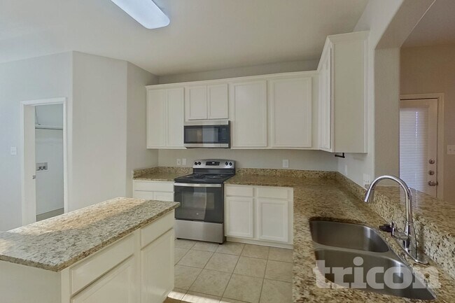 Building Photo - 1470 Waldrop Dr