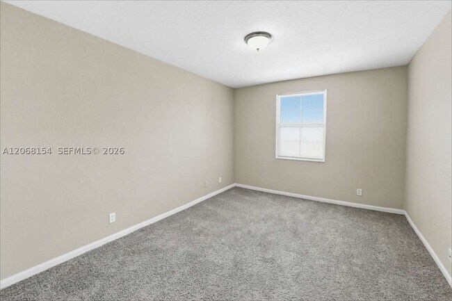 Building Photo - 10658 Pelican Dr