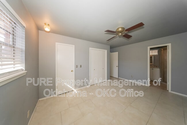 Building Photo - 3826 NW 64th St