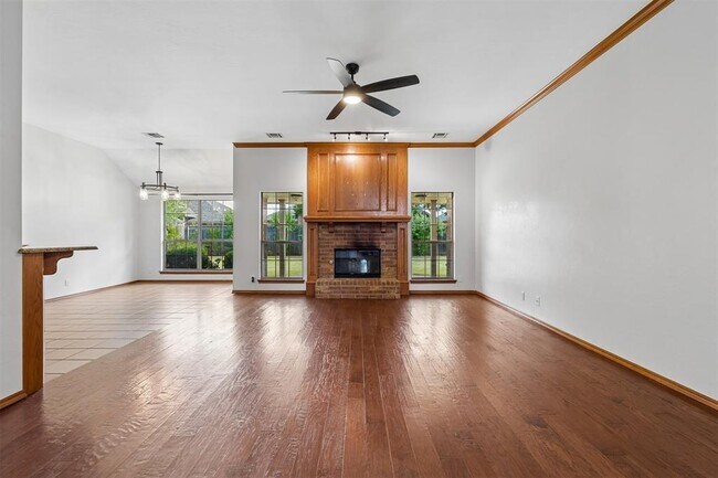 Building Photo - 2725 NW 166th St