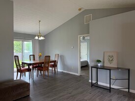 Building Photo - 1402 Crusade Dr