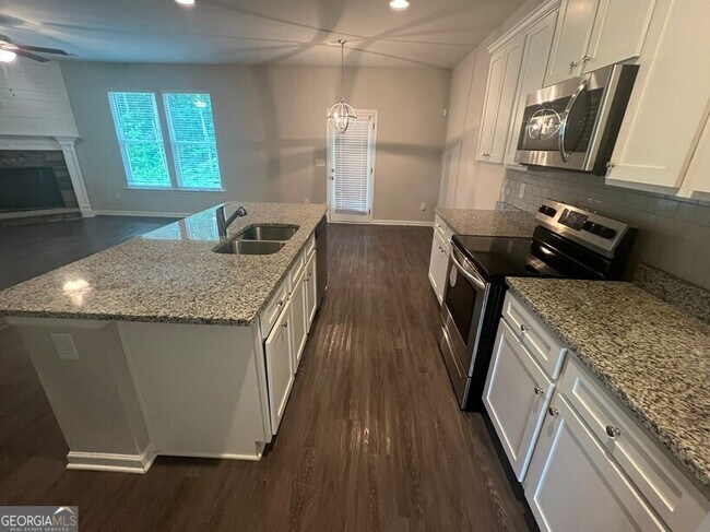 Building Photo - 50 Crabapple Ridge Dr