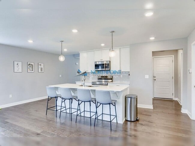 Building Photo - !! MOVE IN SPECIAL: Get 50% OFF on 1st Full Month's Rent when lease is signed by 11/30/2025 !!