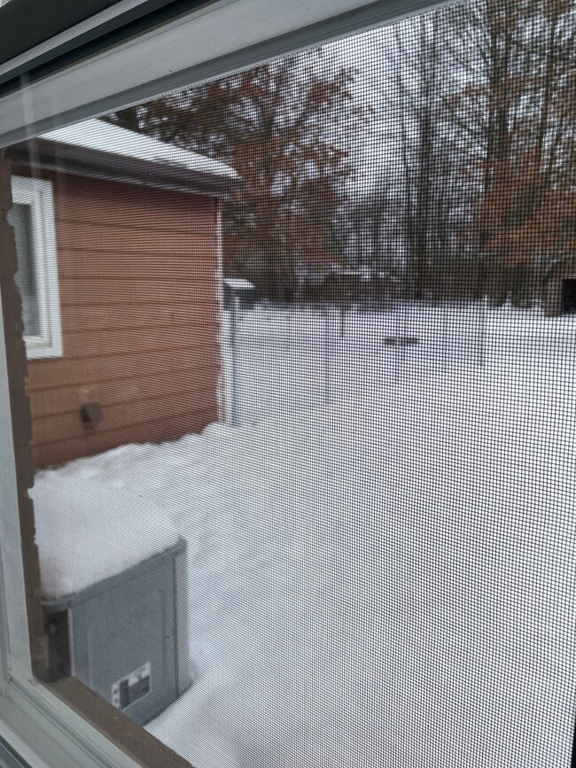 Building Photo - 1144 Prince Dr