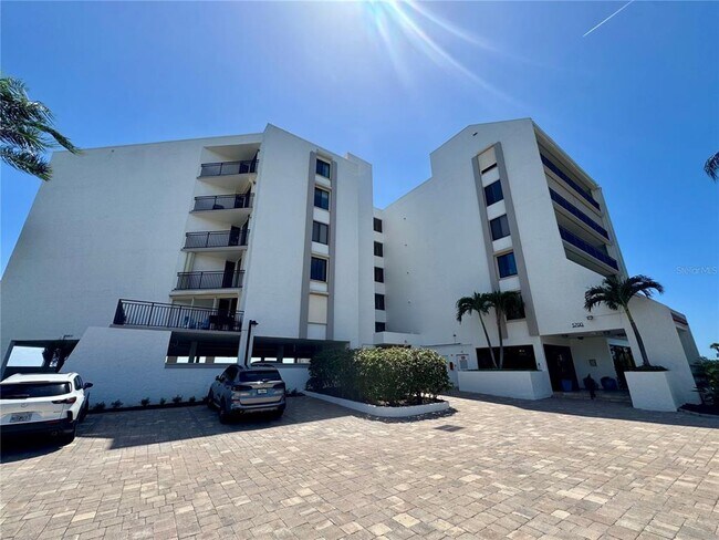 Building Photo - 5700 Escondida Blvd S