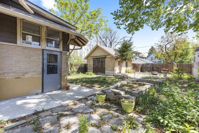 Building Photo - 4360 Winona Ct