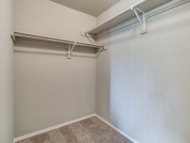Building Photo - 9817 Glover River Dr
