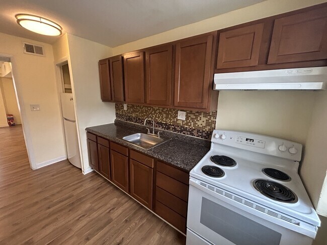 Building Photo - 4329 Halley Terrace SE