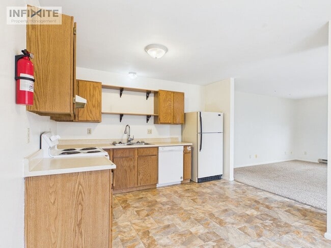 Building Photo - 3 Bedroom off East Valley Center!