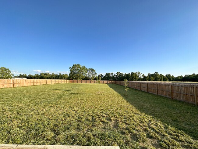 Building Photo - 243 Beaver Tavern Dr