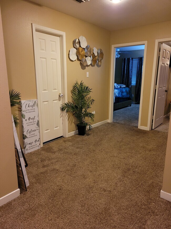 Building Photo - 4105 Bill Owens Pkwy