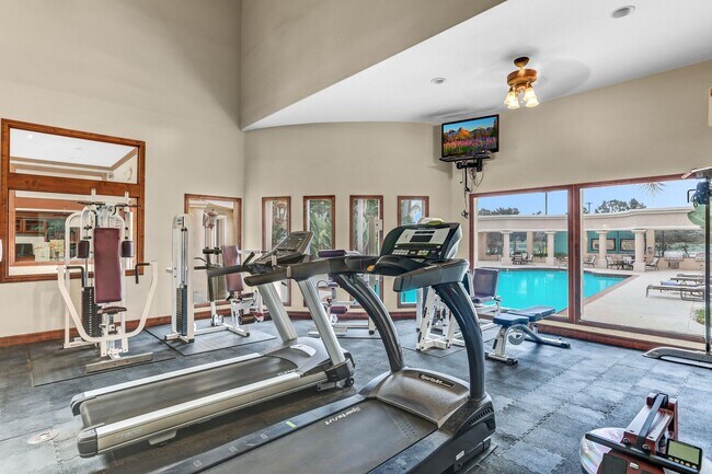 Building Photo - $500 Move In Special - Studio in the Venetian Community in UTC w/ Parking Included!