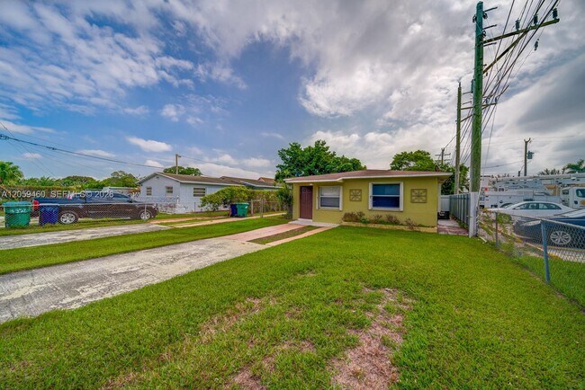 Building Photo - 7358 SW 23rd St