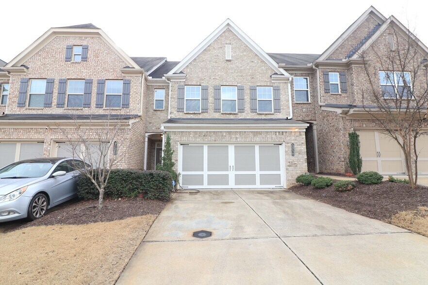 Building Photo - 7150 Post Rd