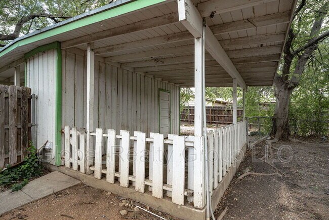 Building Photo - 103 Brettonwood Dr
