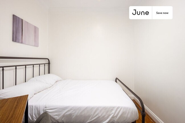 Building Photo - 1835 Mintwood Pl NW