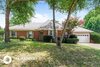 Building Photo - 2836 Rockcreek Pkwy