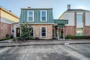 Building Photo - 18209 Vinland Dr