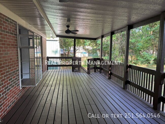 Building Photo - 265 Thrift St