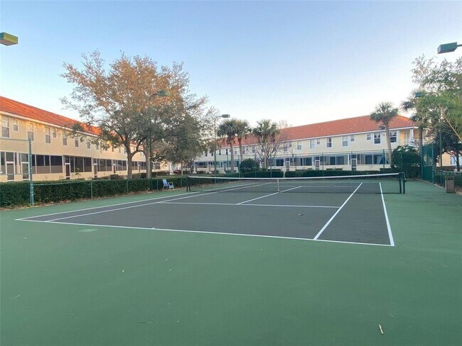 Building Photo - 1308 S Beach Cir