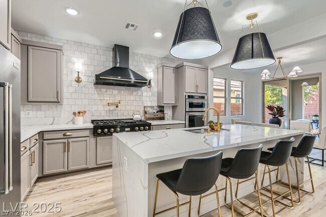 Building Photo - 5873 Skyfall Ct