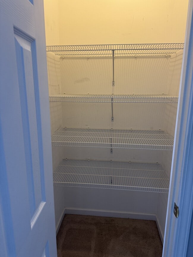 Building Photo - 3109 W Walnut St