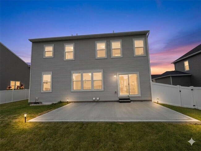 Building Photo - 12736 Weber Ln