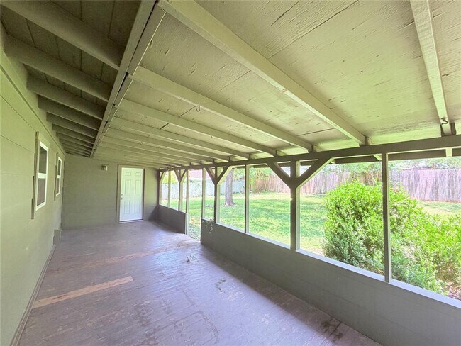 Building Photo - 8701 Parkfield Dr