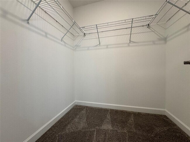 Building Photo - 9161 Cut Shot Dr