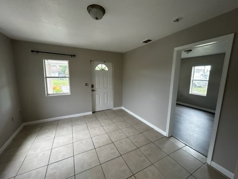 Entry - Living room - 1205 Ave F