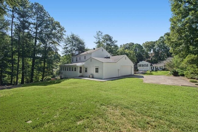Building Photo - 4921 Heritage Trace Ct