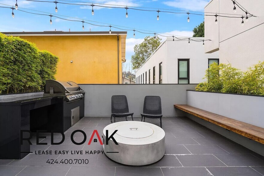 Building Photo - 2409 Griffith Park Blvd