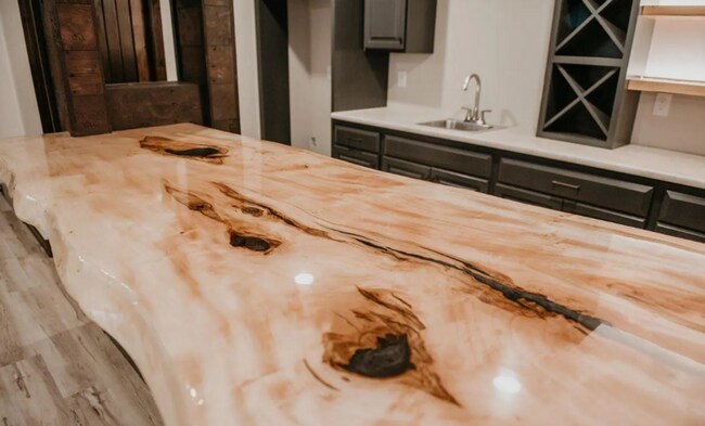 Building Photo - Discover Your Dream Home: Inviting Open Floor Plan, Spacious Living, and Stylish Finishes Awaits ...