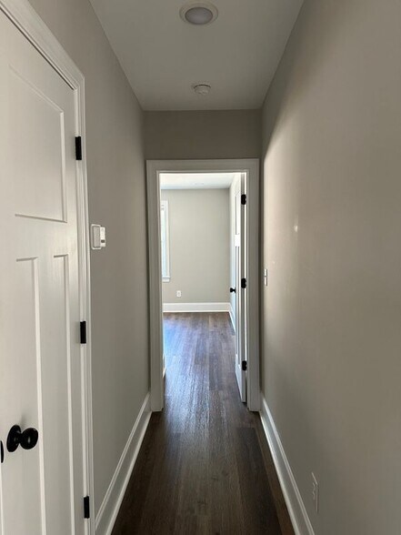 Building Photo - 5507 Bucks Garage Rd