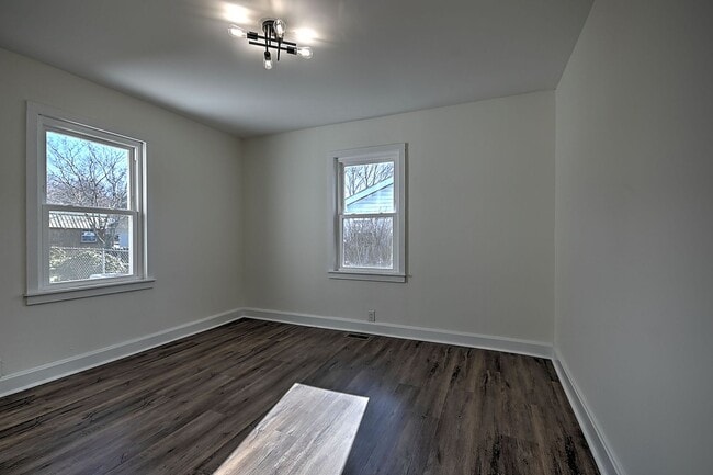 Building Photo - 502 Colorado St