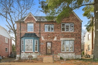 Building Photo - 7248 Stanford Ave